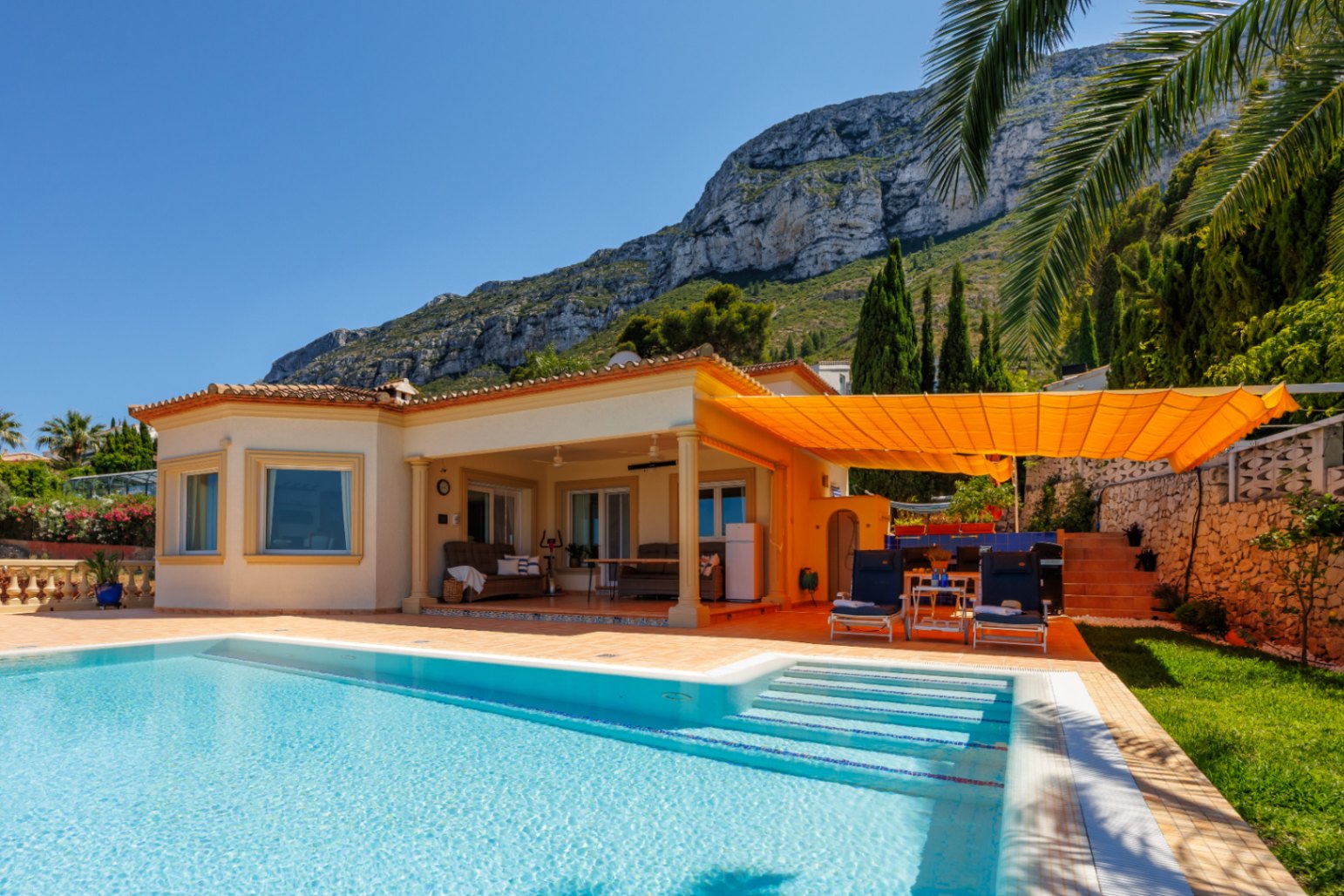 3 кровать 2 ванна Вилла для продажи в Montgo, Denia