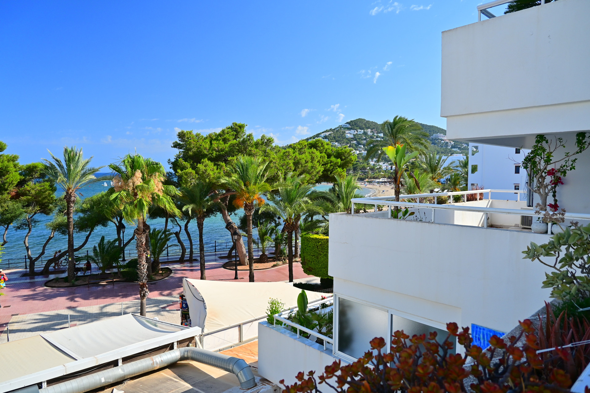 3 Bed - Apartment for Sale in Santa Eularia des Riu