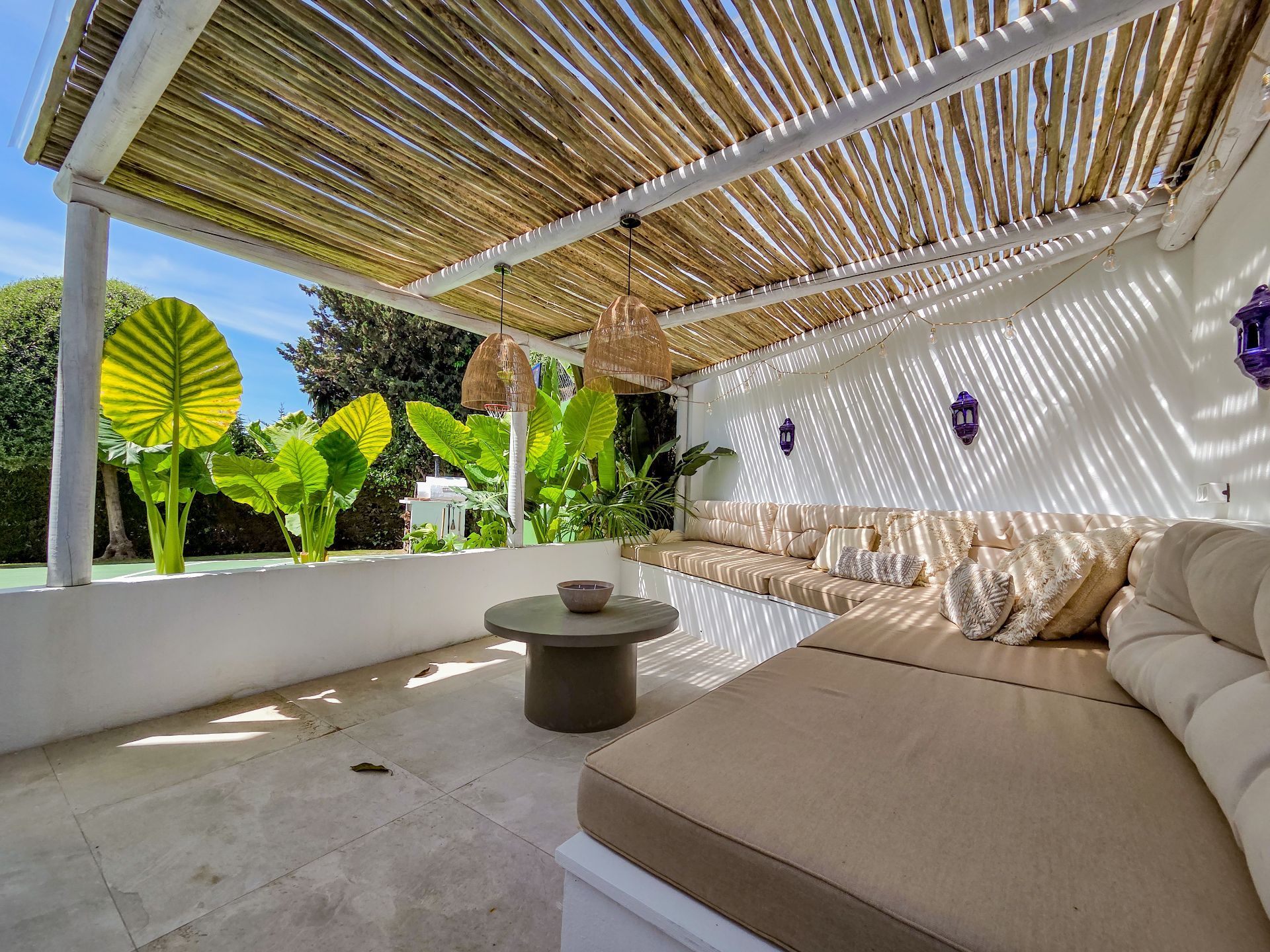 5 спални, 5 бани - Вила за продажба в Nueva Andalucia, Marbella