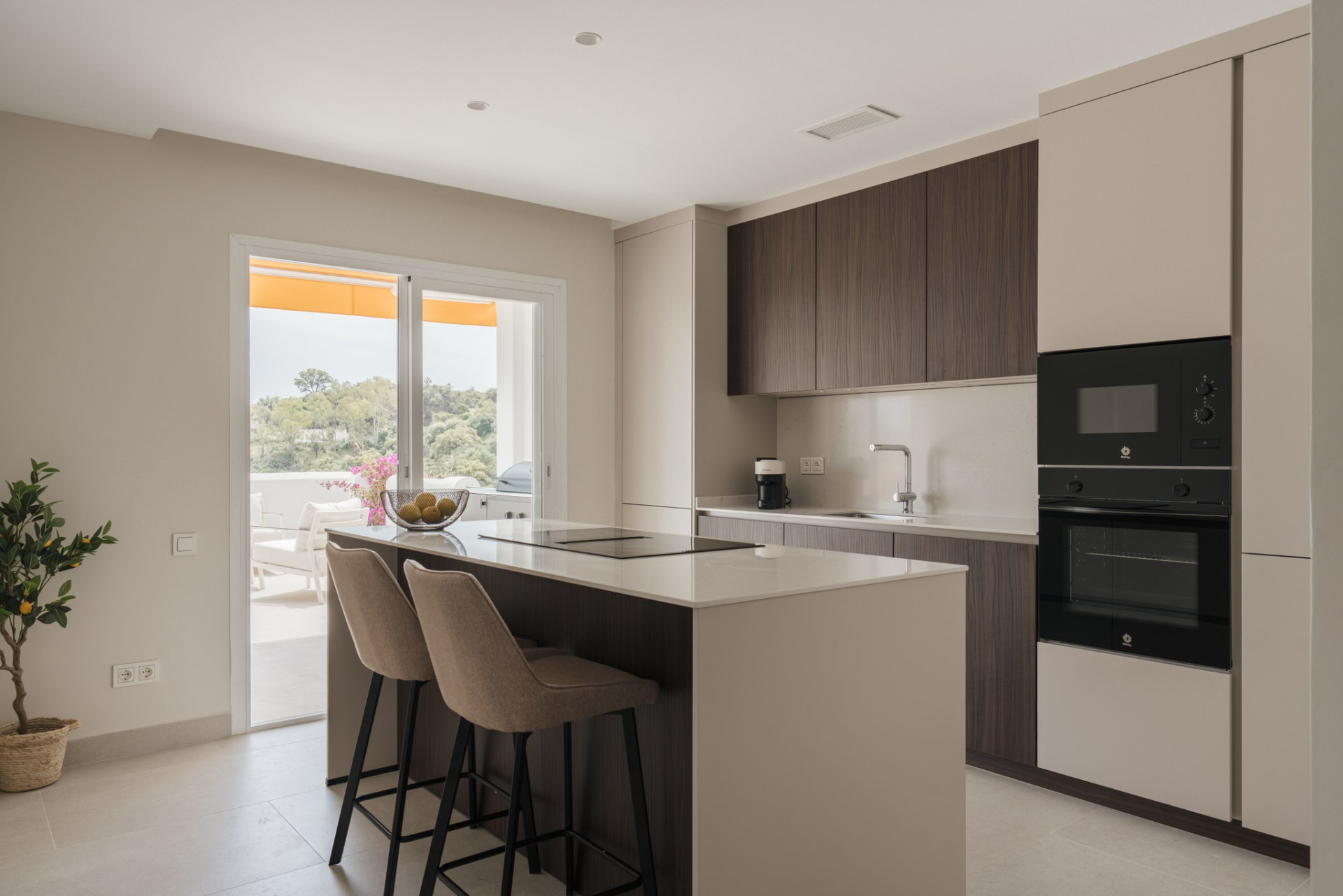 3 кровать 2 ванна Квартира для продажи в Los Almendros, Benahavis