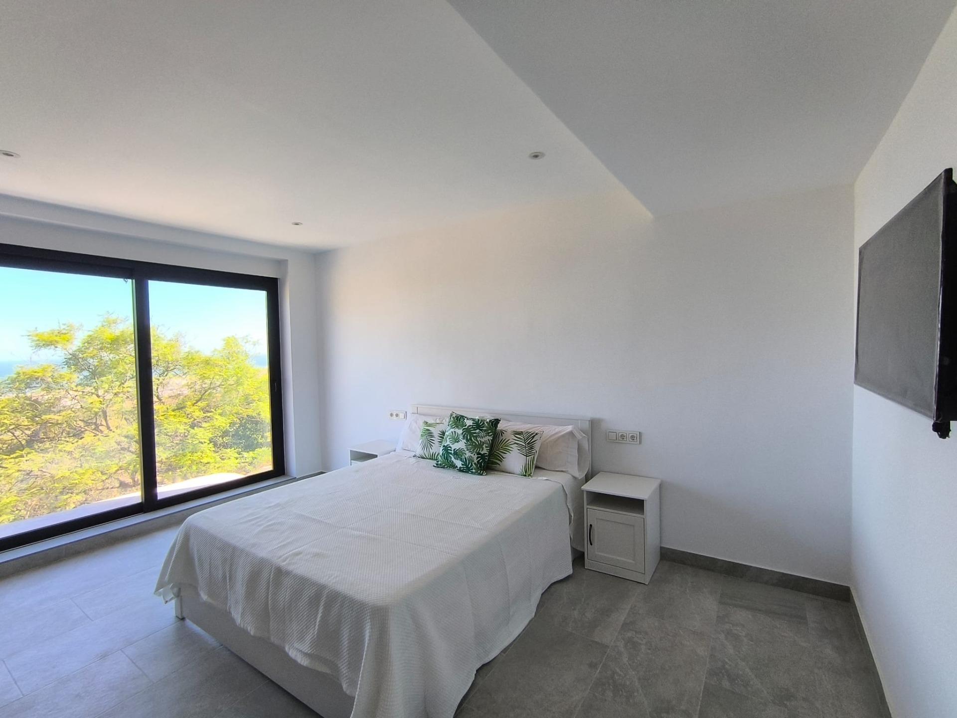 Casa de 4 Dormitorios y 4 Baños en alquiler en Mijas Pueblo
