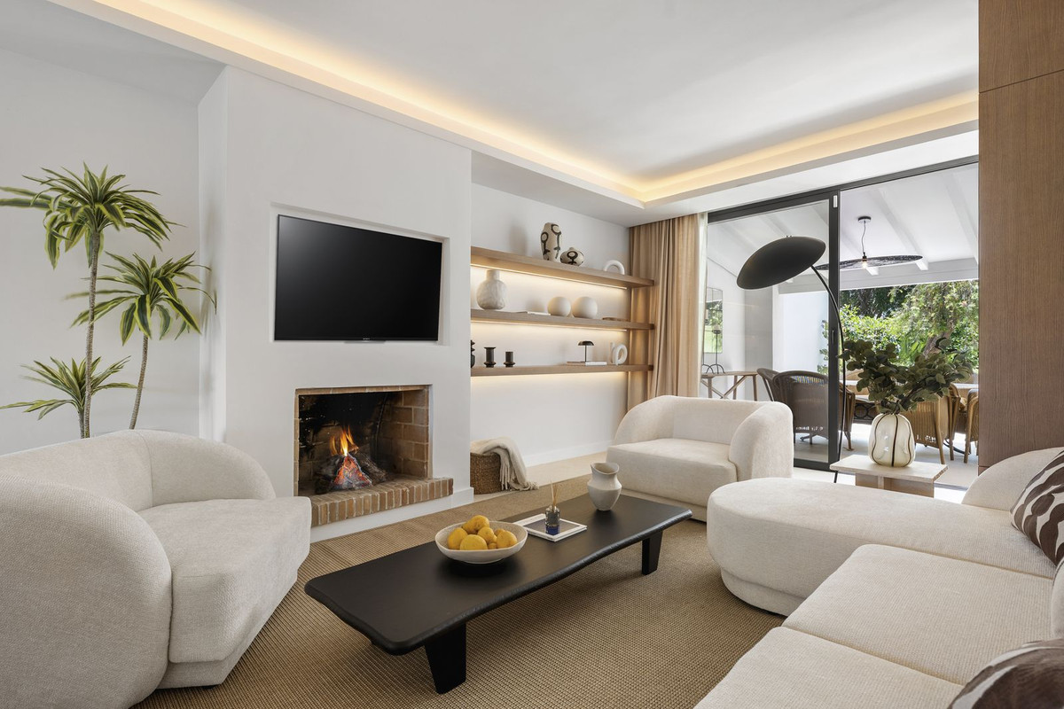 4 спални - Редова къща за продажба в Nueva Andalucia, Marbella