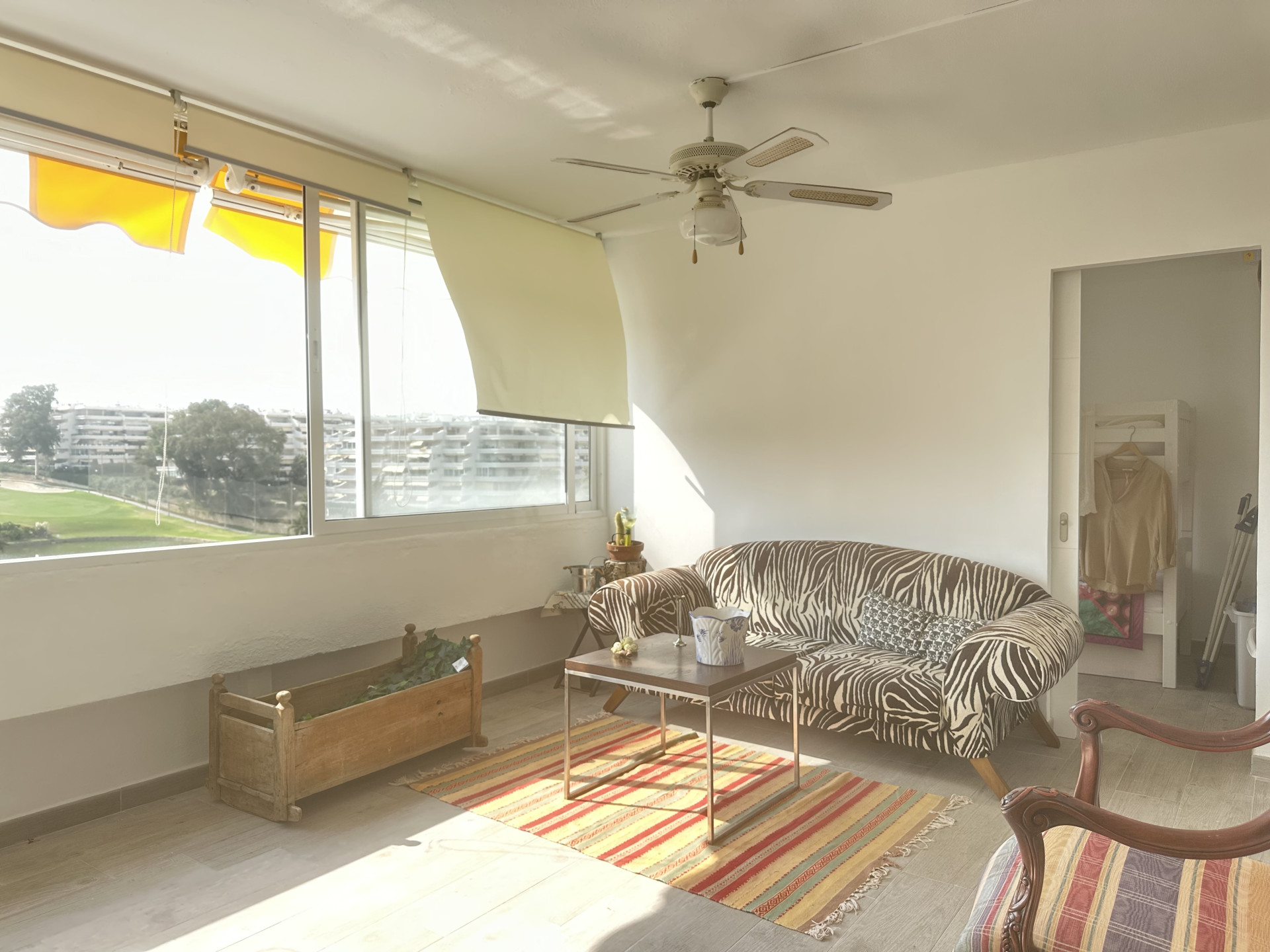 Piso de 2 Dormitorios y 2 Baños en venta en Guadalmina Alta, San Pedro de Alcántara