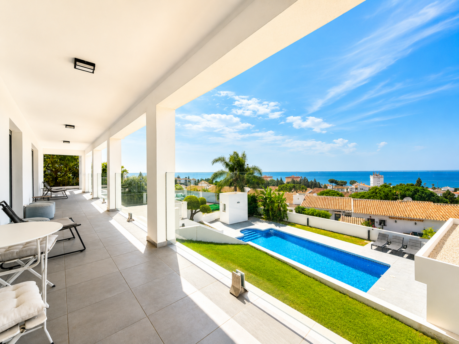 Casa de 4 Dormitorios en venta en La Cala de Mijas