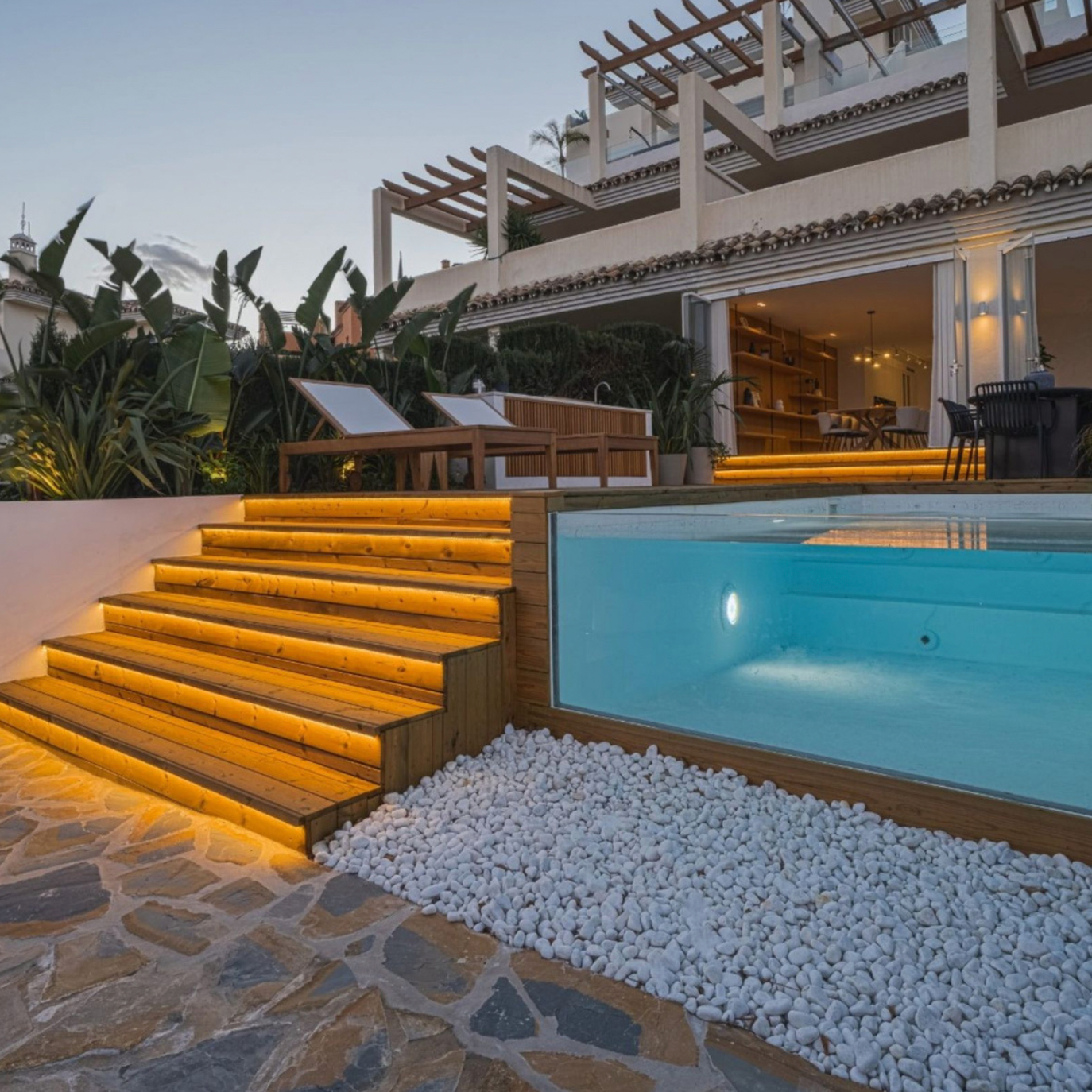 Piso de 3 Dormitorios y 3 Baños en venta en Les Belvederes, Marbella