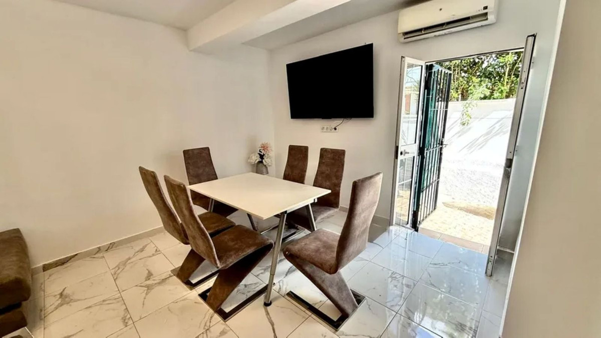 3 Bed, 2 Bath - Apartment for Sale in Benalmadena Costa