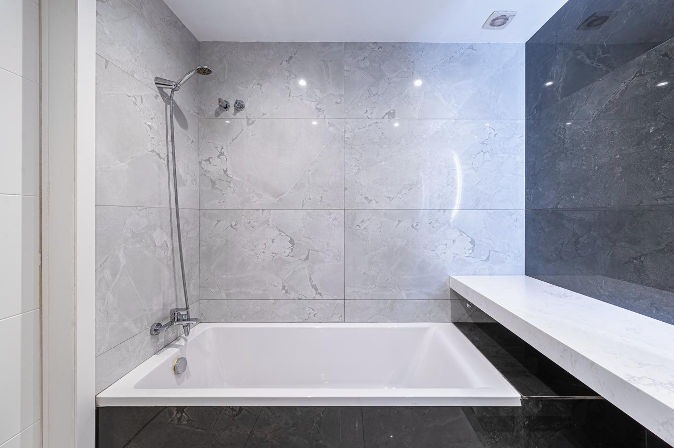 Piso de 3 Dormitorios y 2 Baños en venta en Marbella