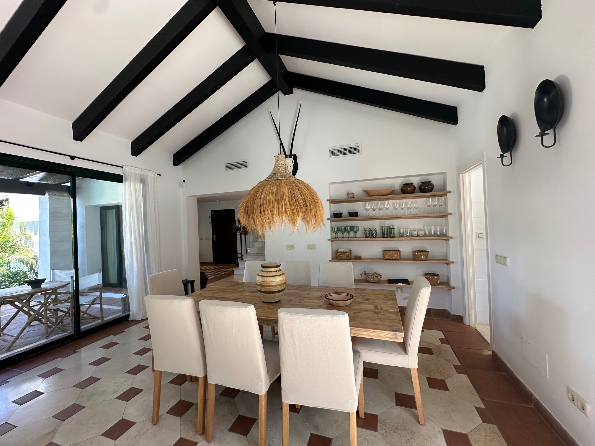 Casa de 4 Dormitorios en venta en Atalaya, Estepona