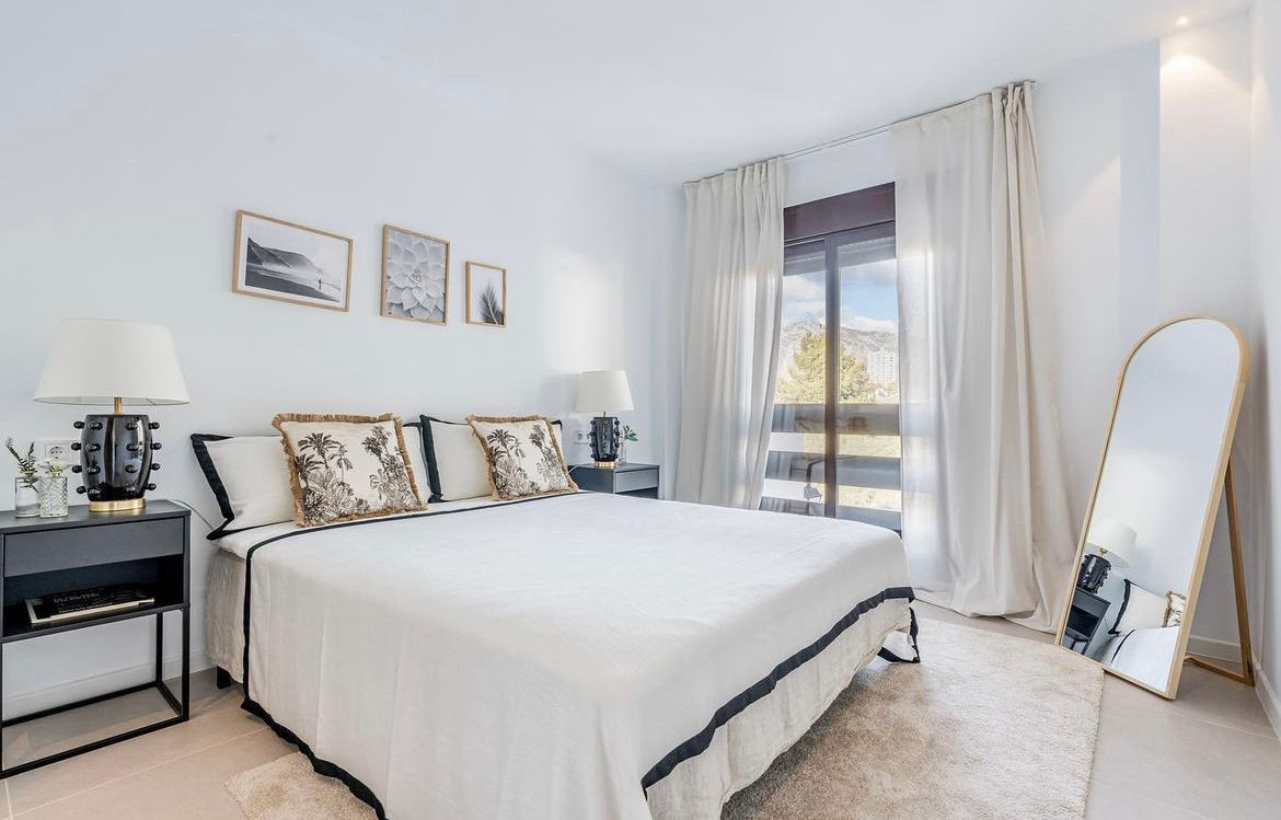 Piso de 3 Dormitorios en alquiler en Nueva Andalucía, Marbella