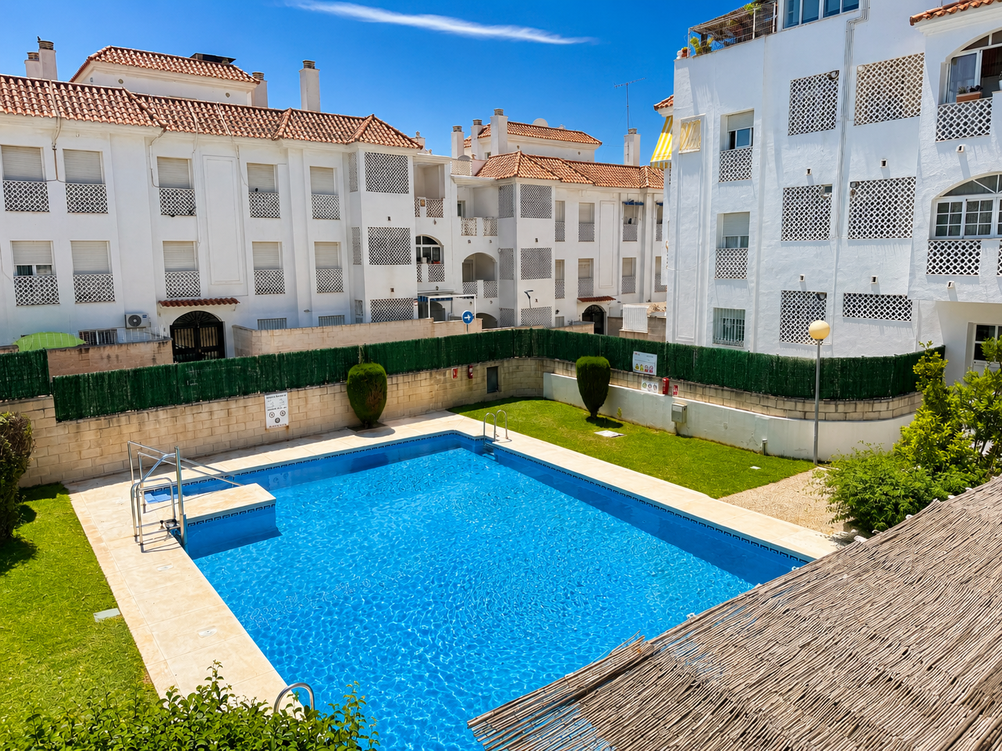 2 Bed, 1 Bath - Apartment for Sale in Torremolinos