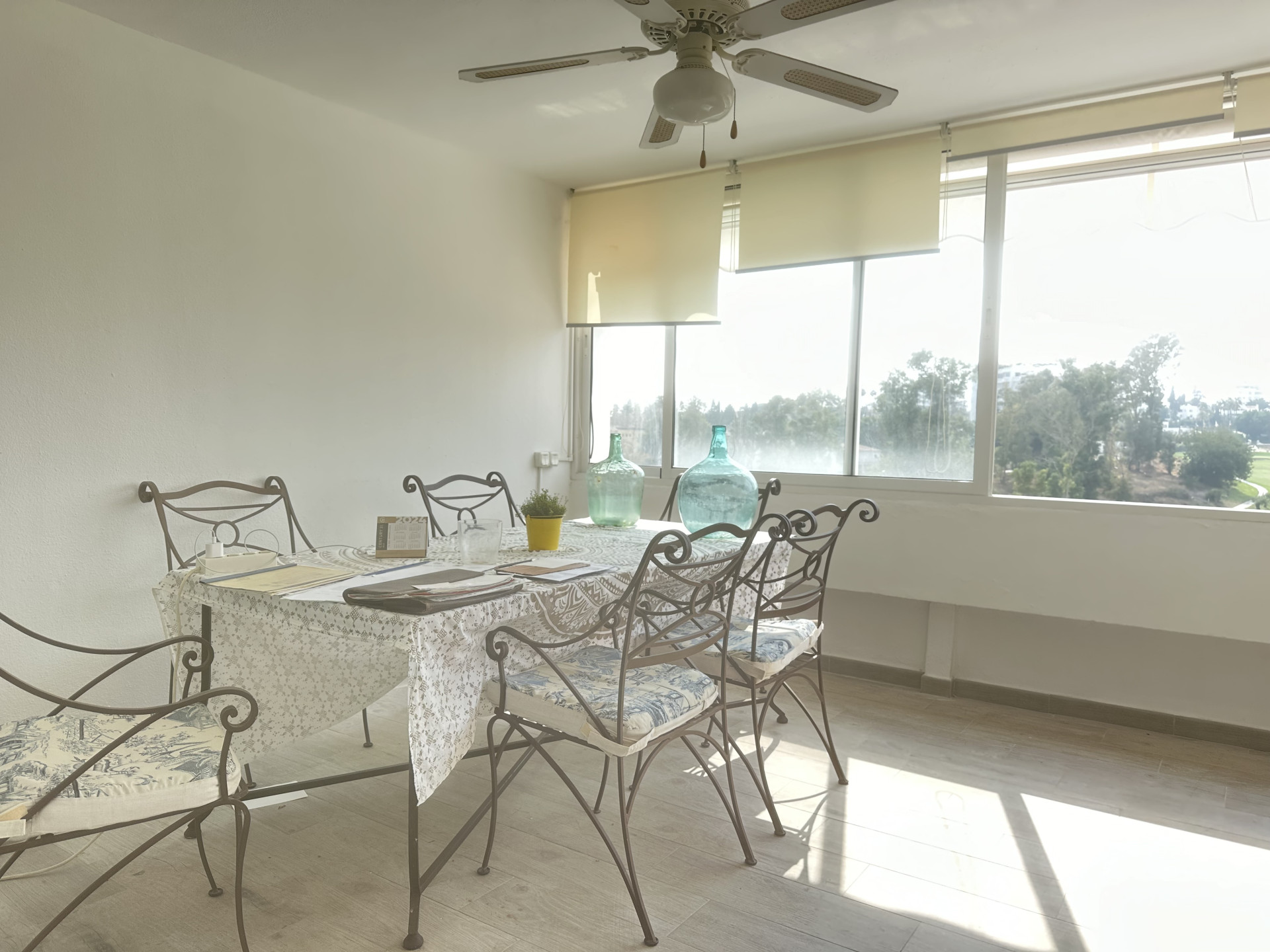 Piso de 2 Dormitorios y 2 Baños en venta en Guadalmina Alta, San Pedro de Alcántara
