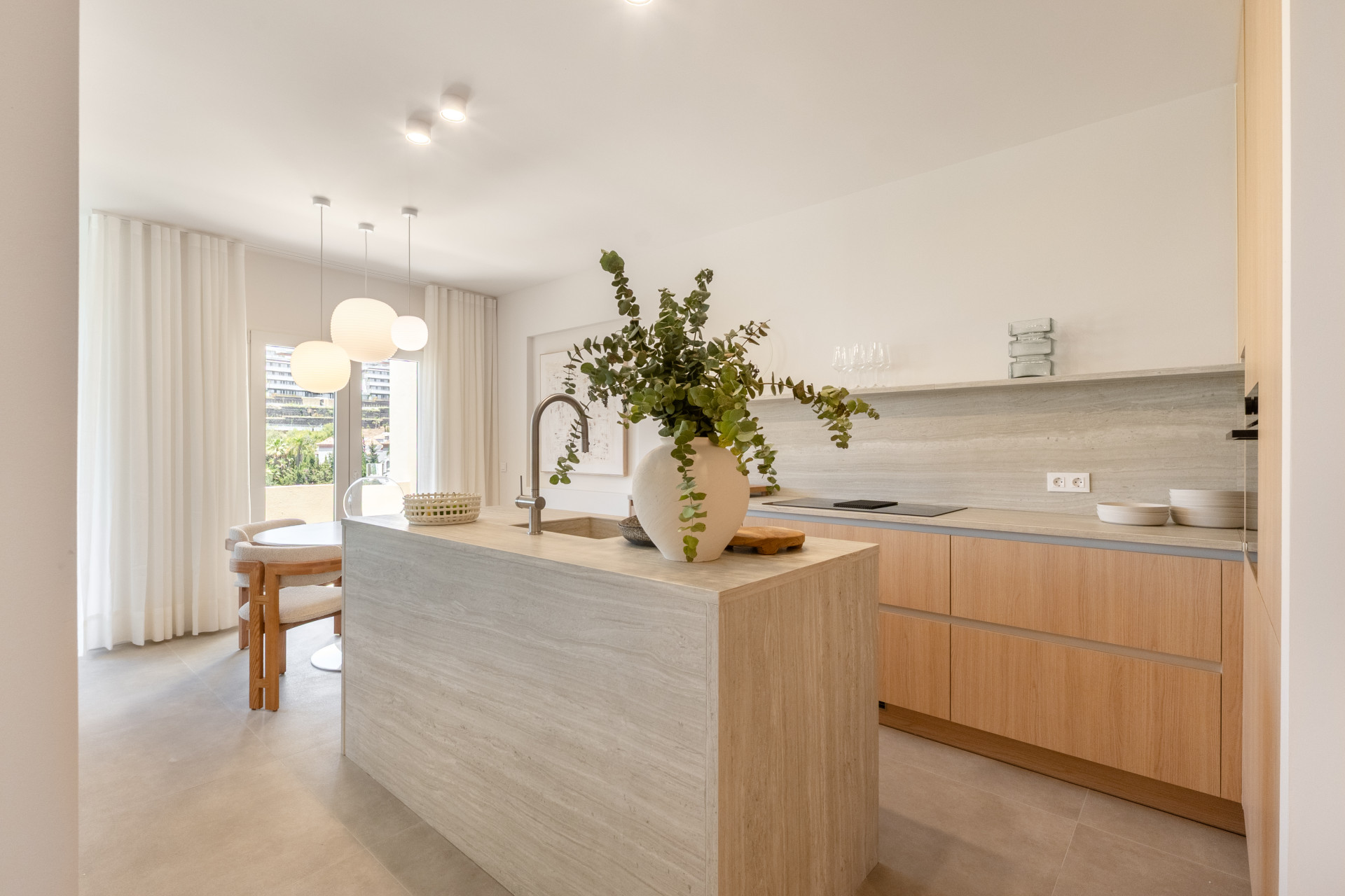 3 Bed, 3 Bath - Townhouse for Sale in La Quinta, Benahavis