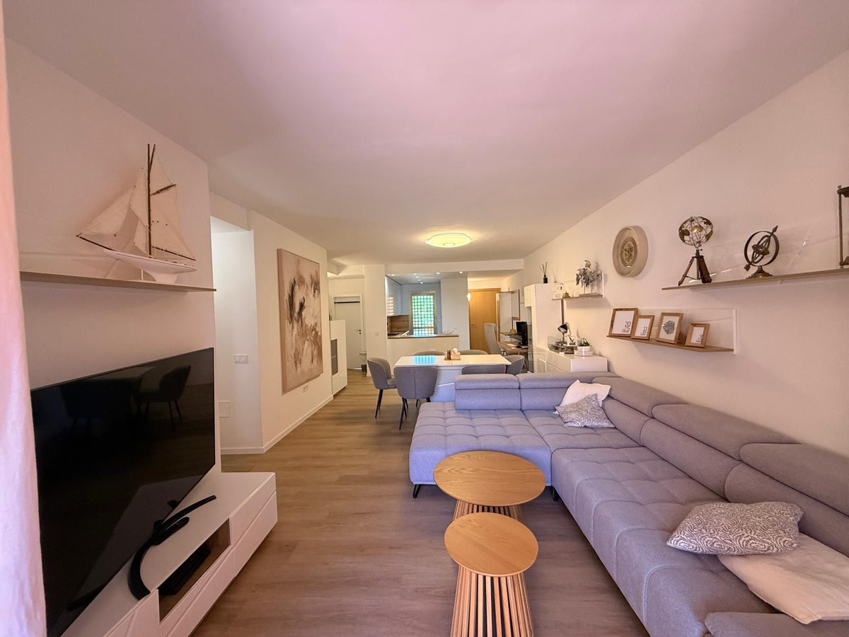 2 спални, 2 бани - Апартамент за продажба в Estepona