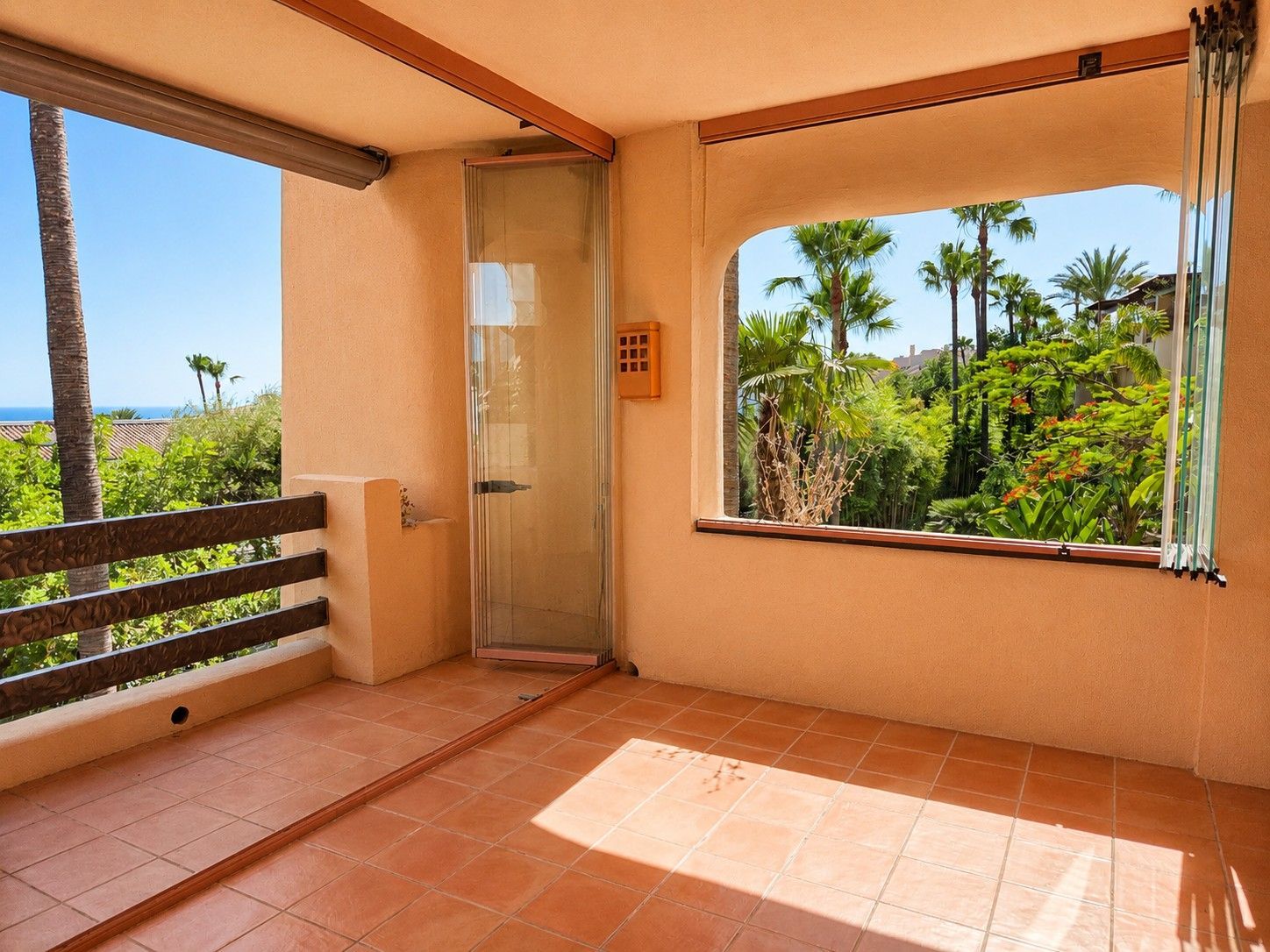 2 спални, 2 бани - Апартамент за продажба в Marbella Golden Mile