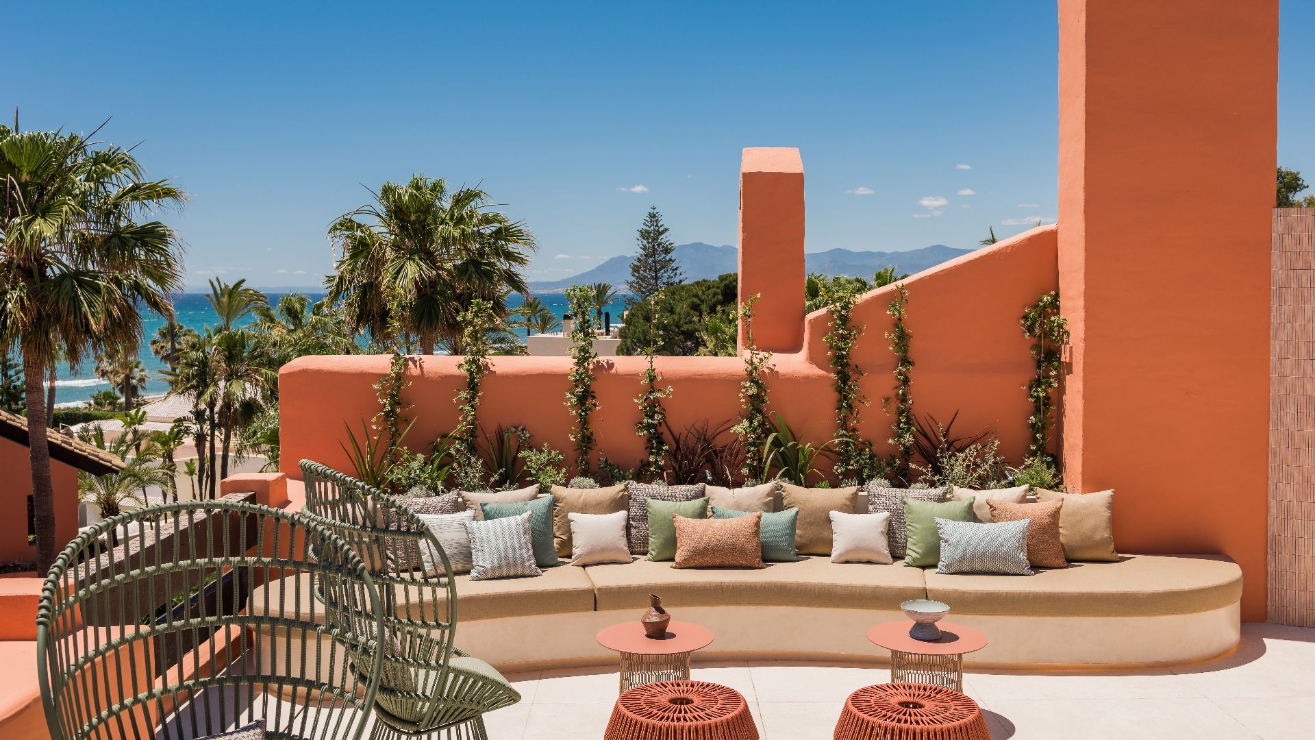 Ático de 4 Dormitorios y 5 Baños en venta en Río Real, Marbella