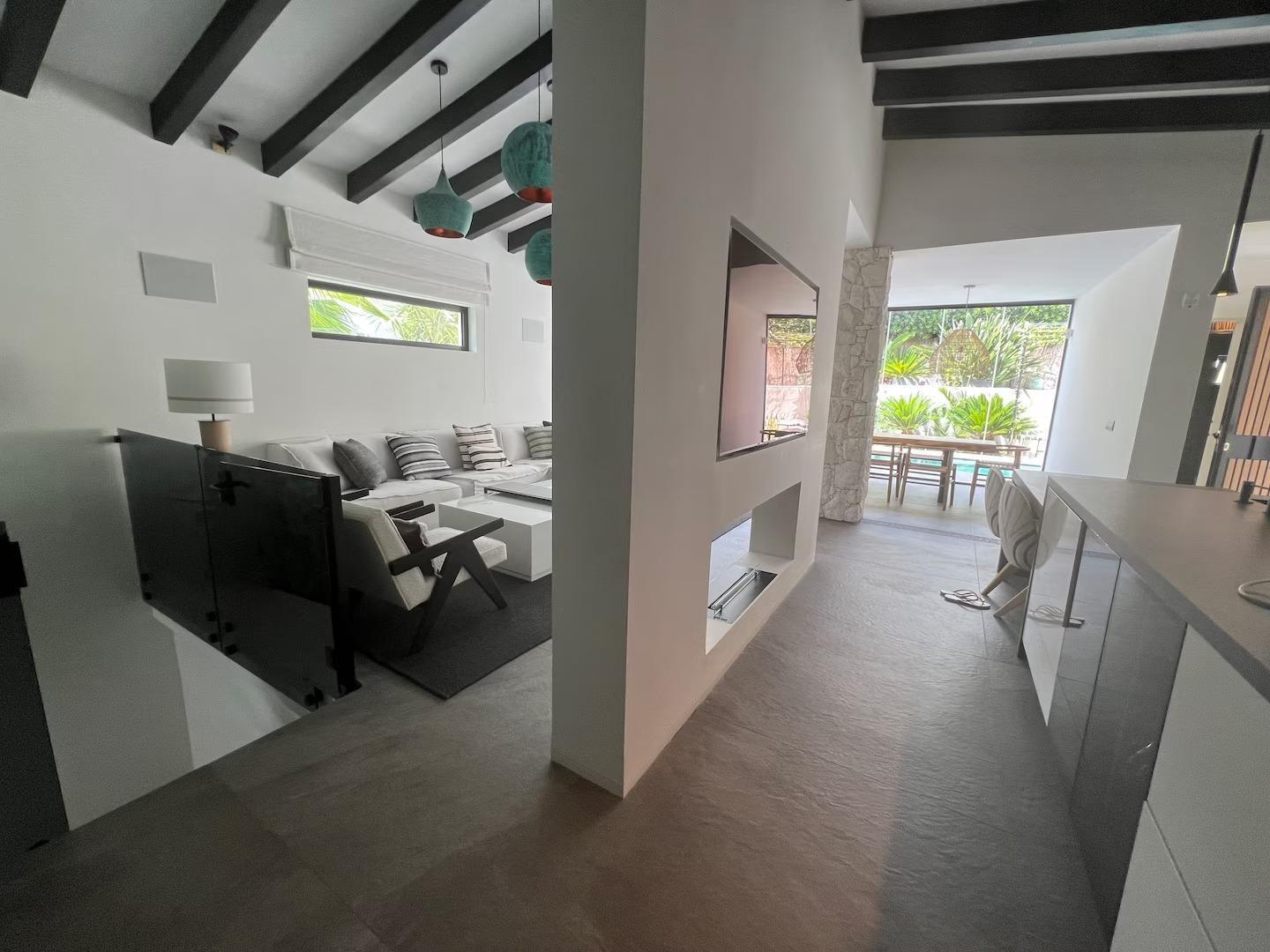 Casa de 5 Dormitorios en venta en Nueva Andalucía, Marbella