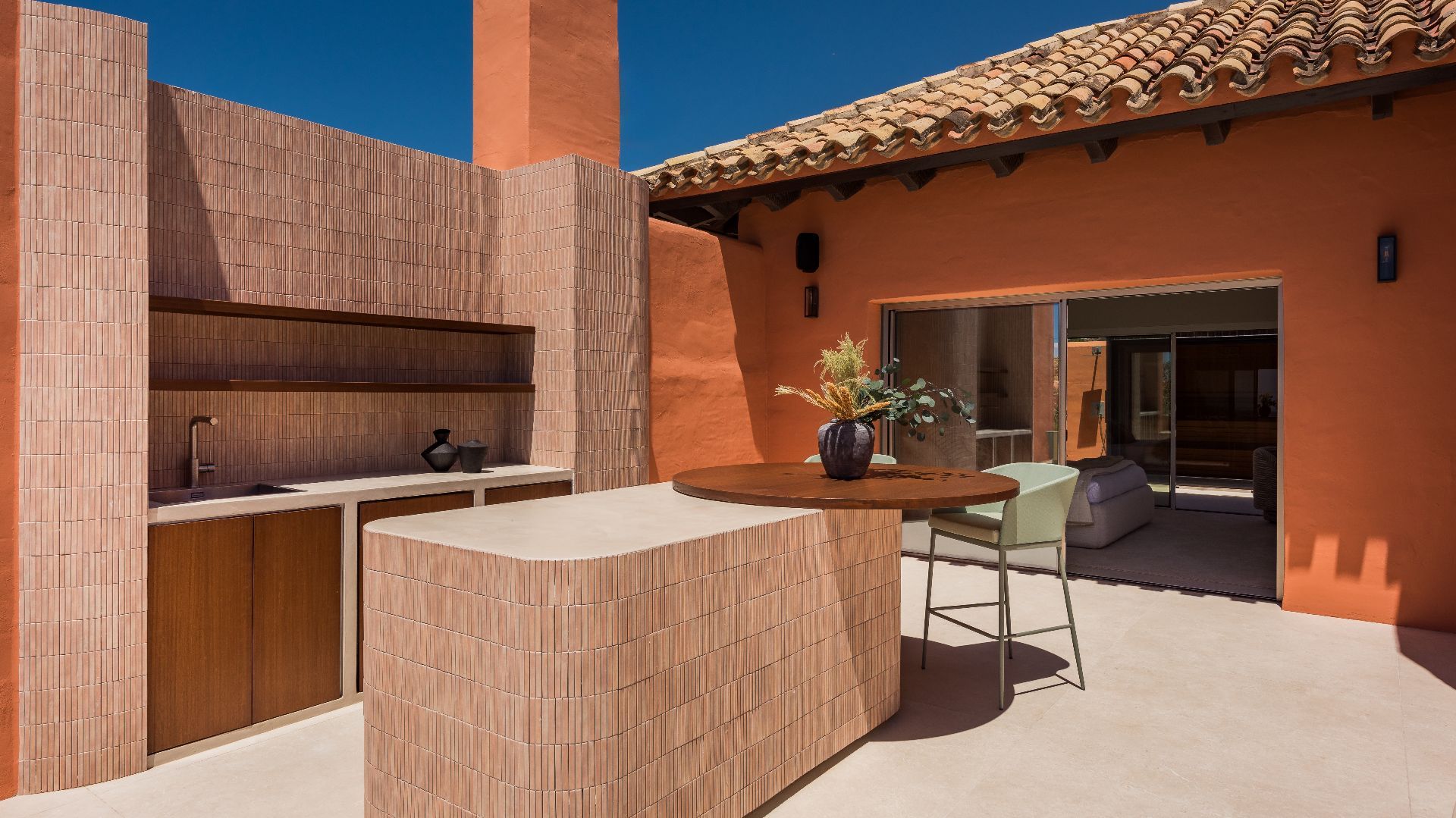 Ático de 4 Dormitorios y 5 Baños en venta en Río Real, Marbella