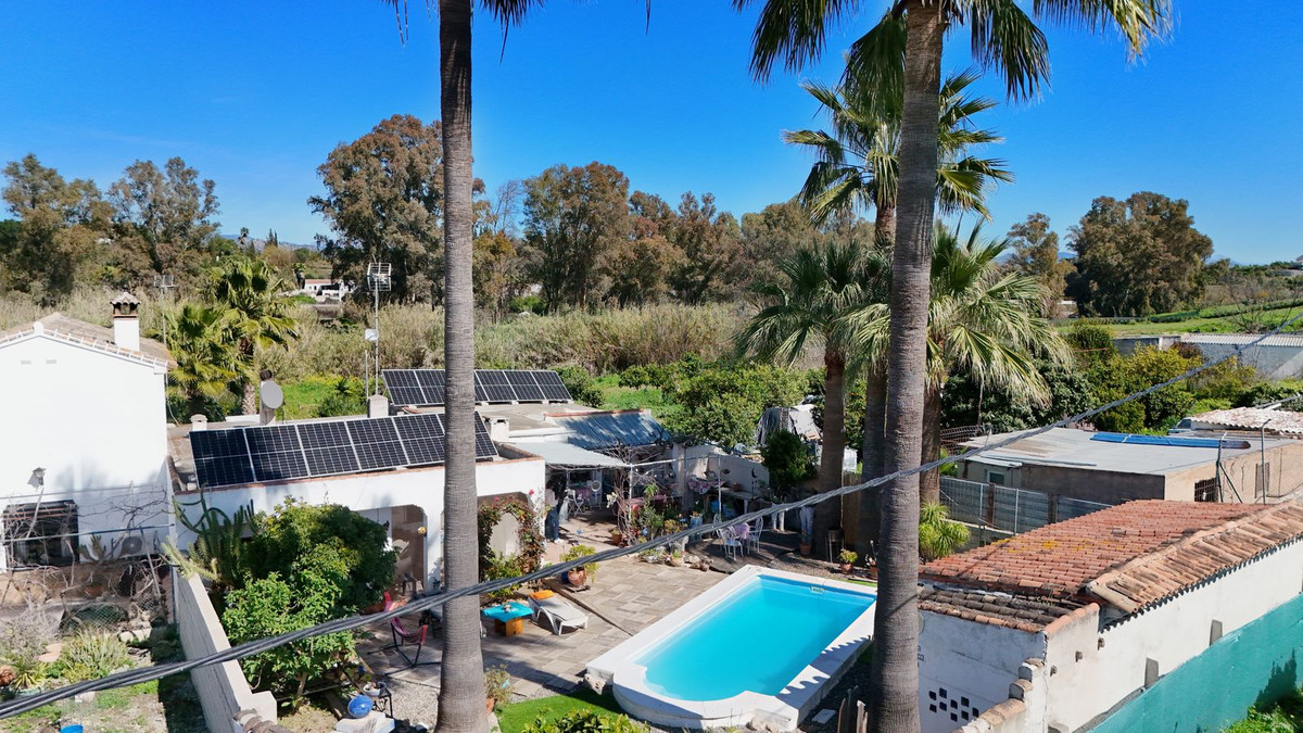 Casa de 5 Dormitorios en venta en Coin