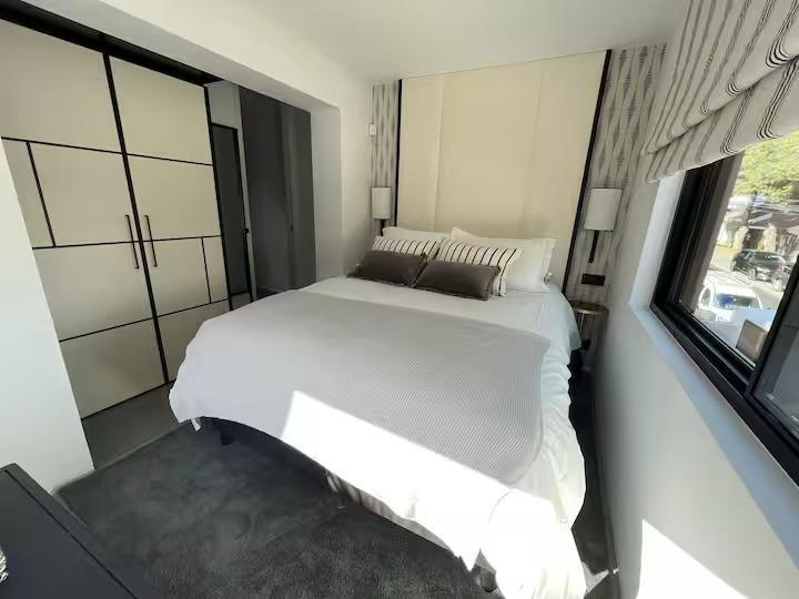Casa de 5 Dormitorios en venta en Nueva Andalucía, Marbella