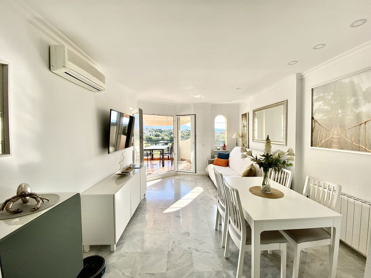 Piso de 2 Dormitorios en alquiler vacacional en Nueva Andalucía, Marbella