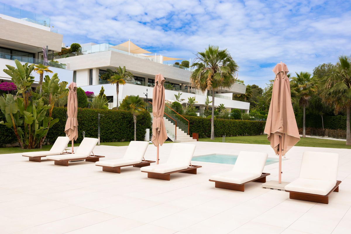 Piso de 4 Dormitorios en venta en Marbella