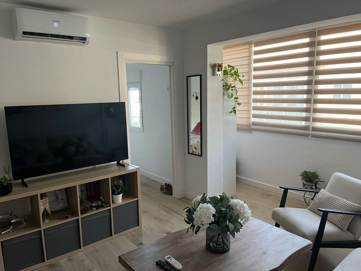1 Bed, 1 Bath - Apartment for Sale in Torremolinos