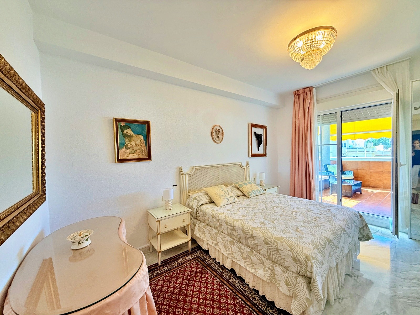 Piso de 2 Dormitorios en alquiler en Marbella