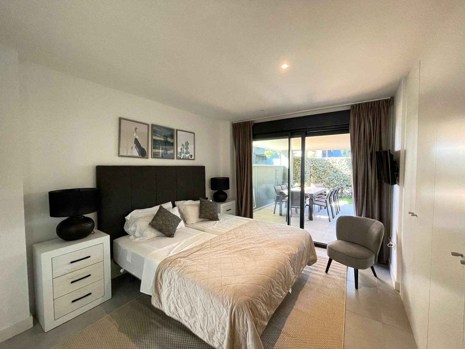 Piso de 3 Dormitorios y 2 Baños en alquiler en Estepona