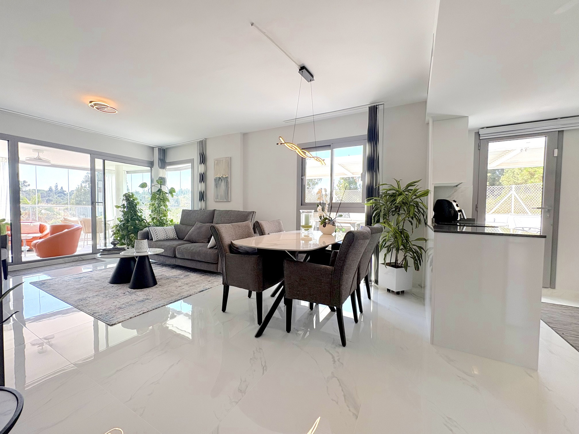 Piso de 2 Dormitorios y 2 Baños en venta en La Cala de Mijas