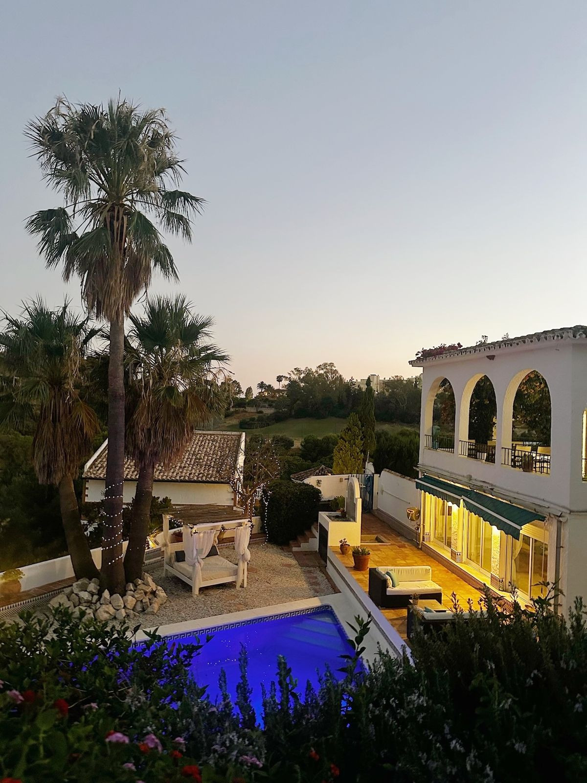 5 спални, 4 бани - Вила за продажба в Benalmadena