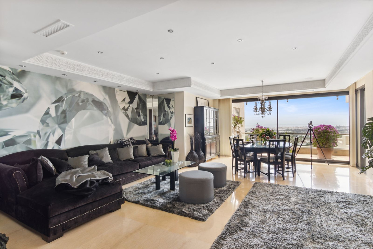 4 спални - Пентхаус за продажба в Nueva Andalucia, Marbella