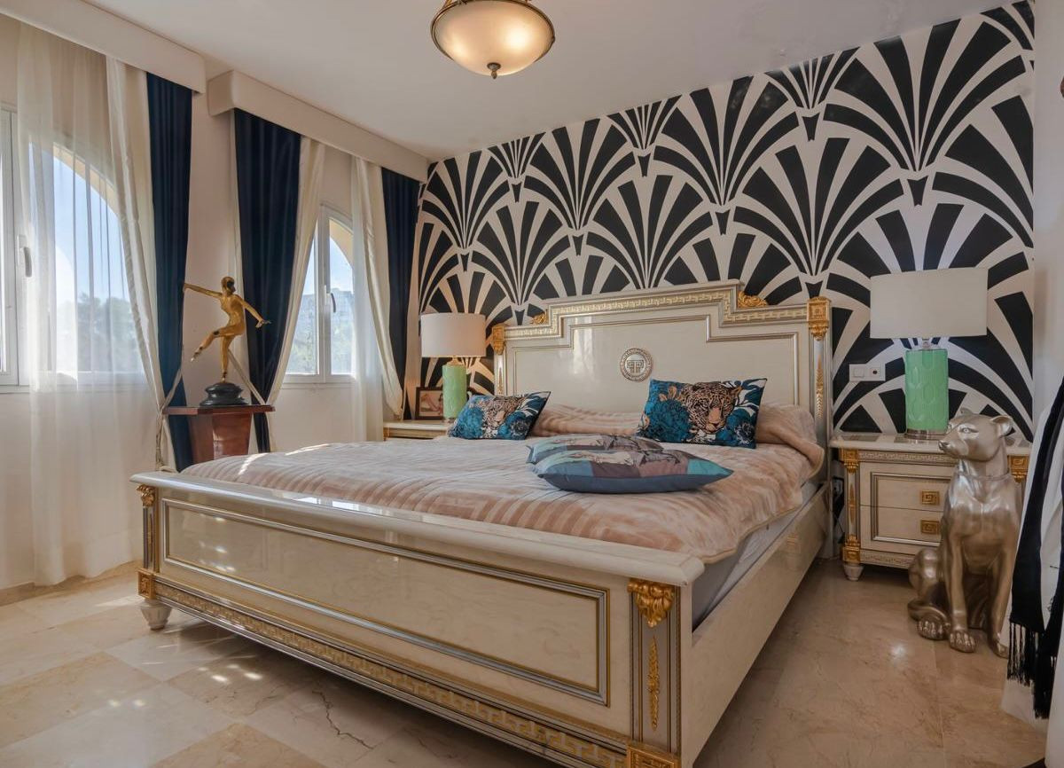 Ático de 3 Dormitorios y 2 Baños en venta en San Pedro de Alcántara