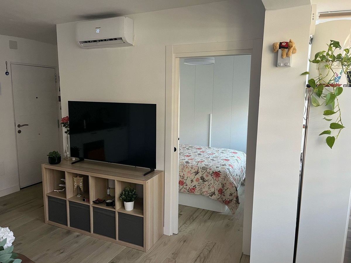 1 Bed, 1 Bath - Apartment for Sale in Torremolinos