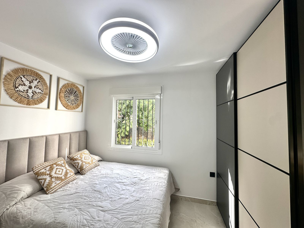 Piso de 2 Dormitorios y 2 Baños en venta en La Cala de Mijas
