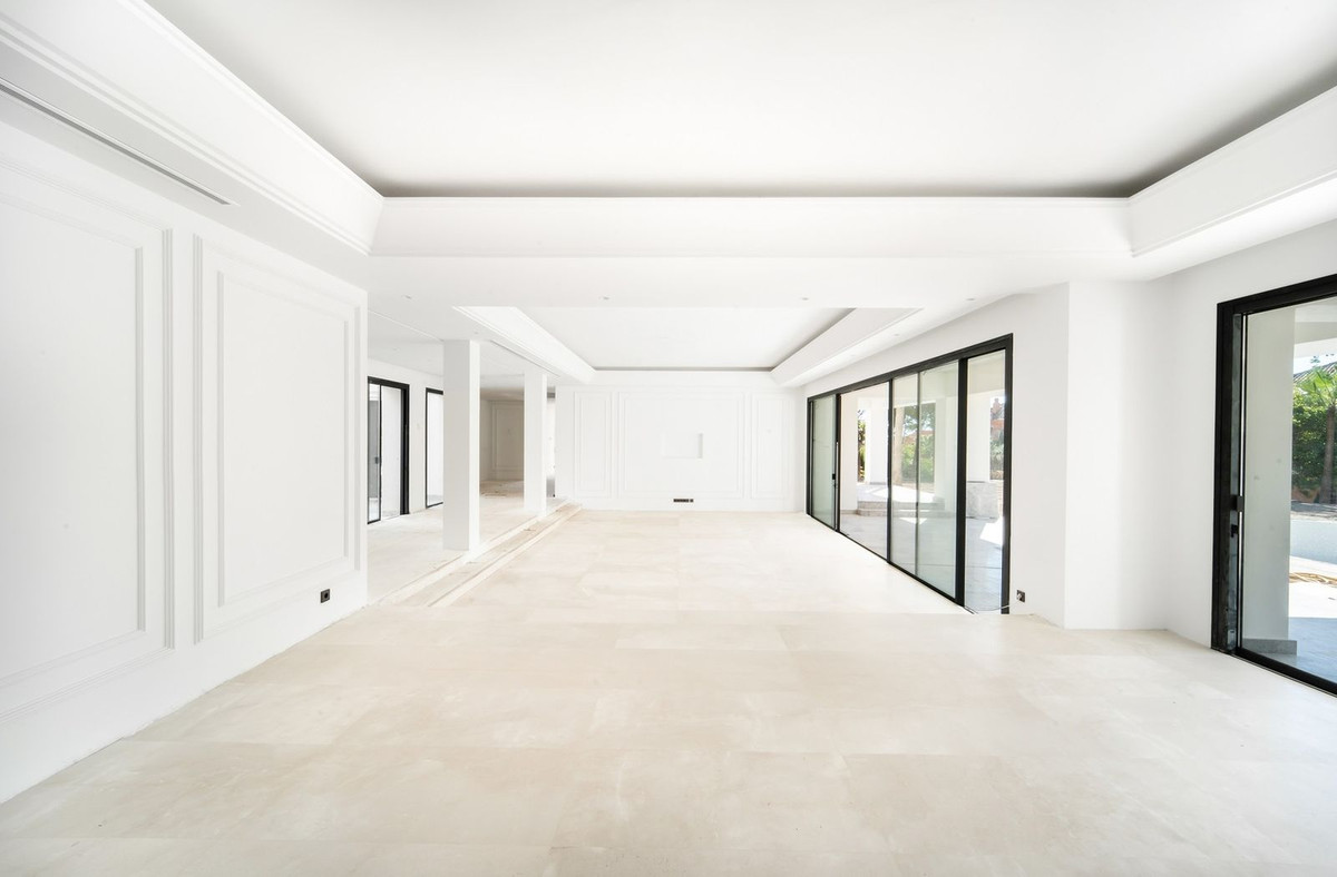 6 спални - Вила за продажба в Sierra Blanca, Marbella