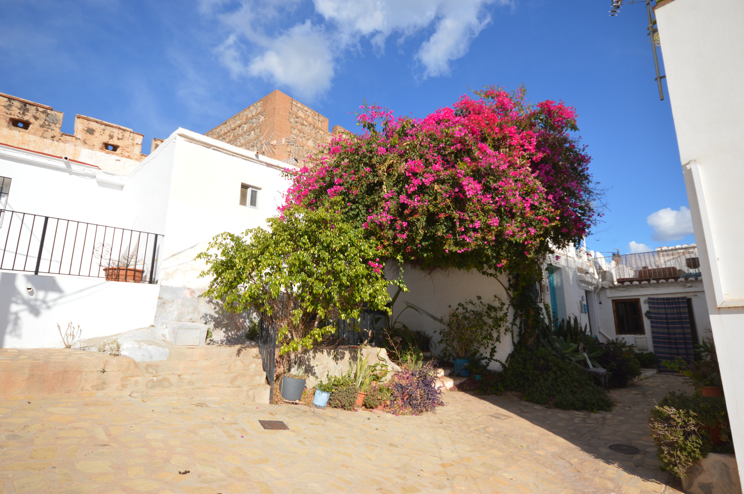 Casa Adosada de 3 Dormitorios en venta en Salobreña