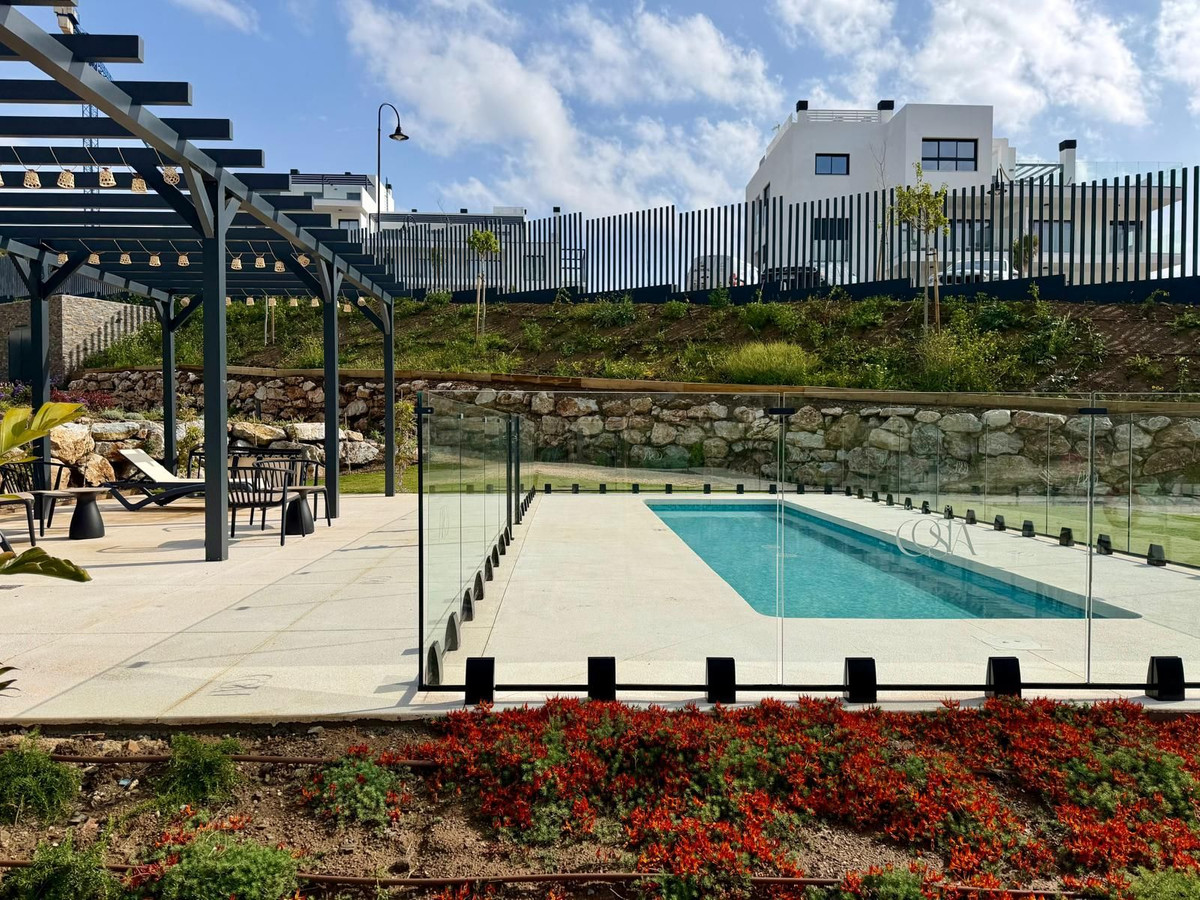 Piso de 2 Dormitorios y 2 Baños en venta en La Cala de Mijas