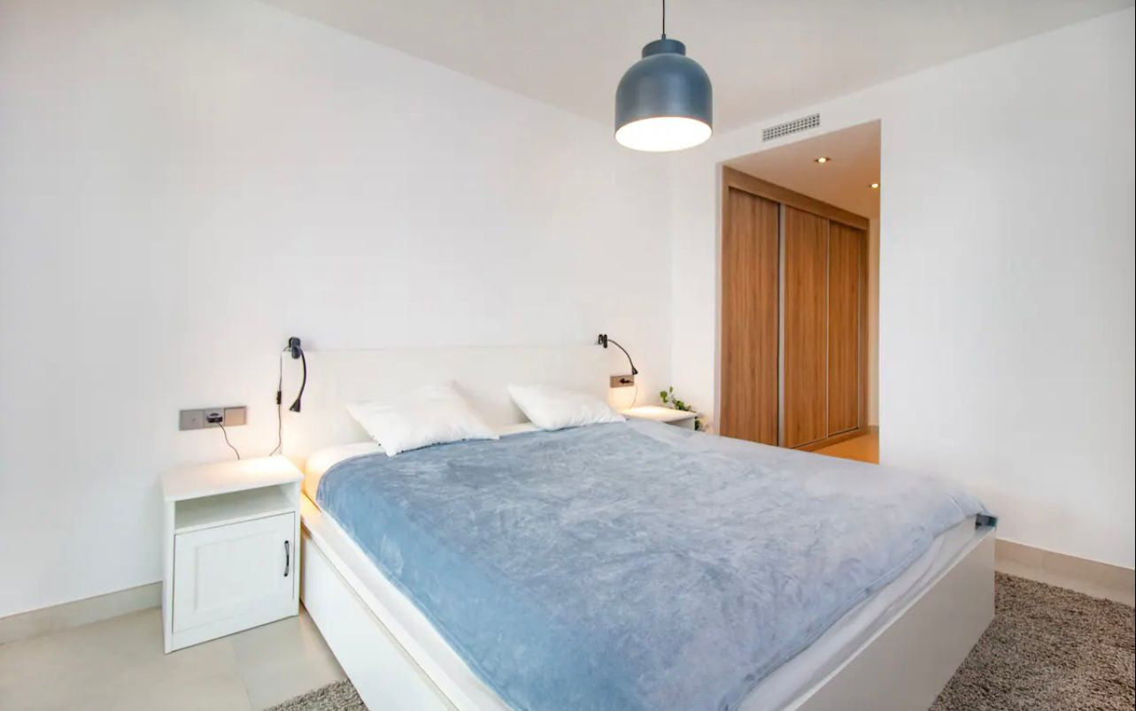 Piso de 3 Dormitorios y 2 Baños en alquiler en Benahavís