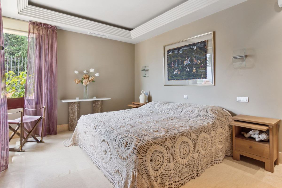 4 спални - Пентхаус за продажба в Nueva Andalucia, Marbella