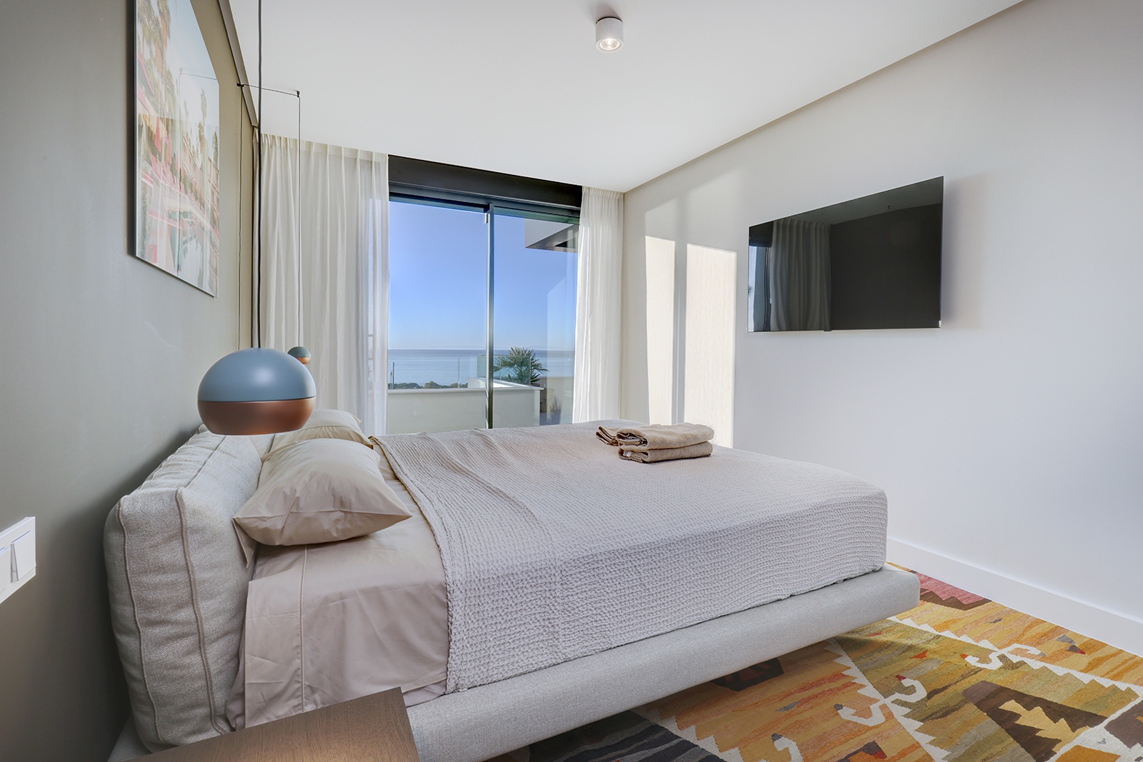 Piso de 2 Dormitorios y 2 Baños en alquiler vacacional en Artola, Marbella