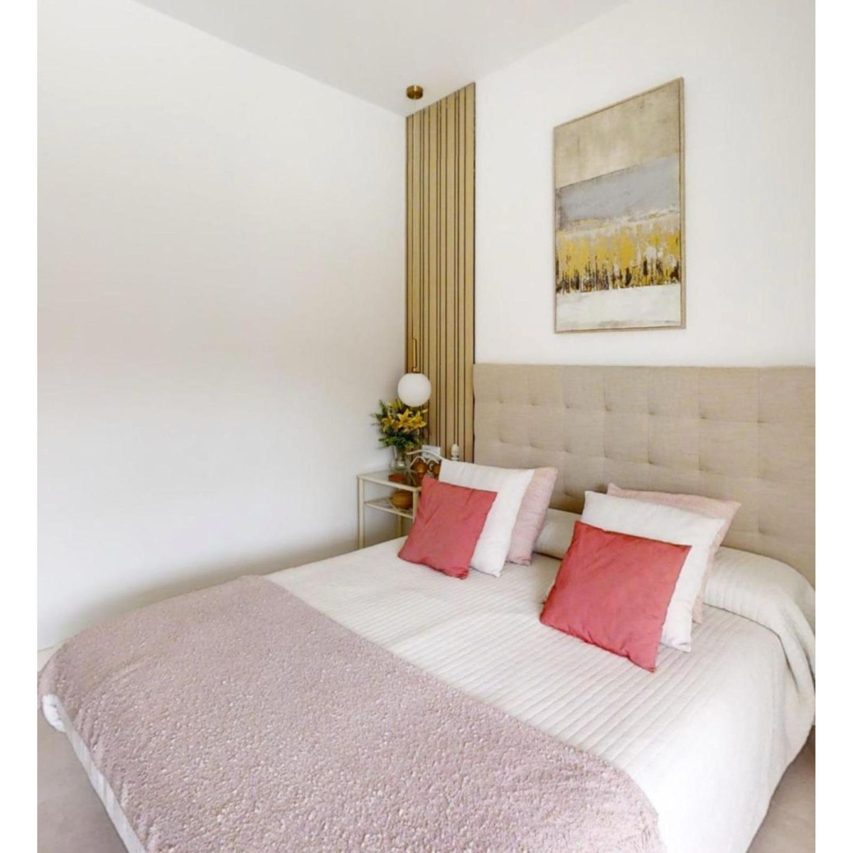 Casa Adosada de 3 Dormitorios y 2 Baños en venta en Mijas