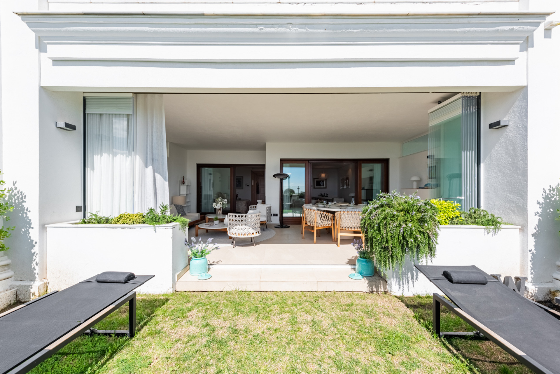 Piso de 2 Dormitorios en venta en Estepona