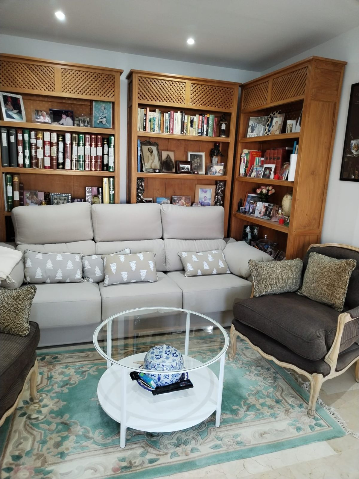 3 Bed, 2 Bath - Apartment for Sale in Marbella