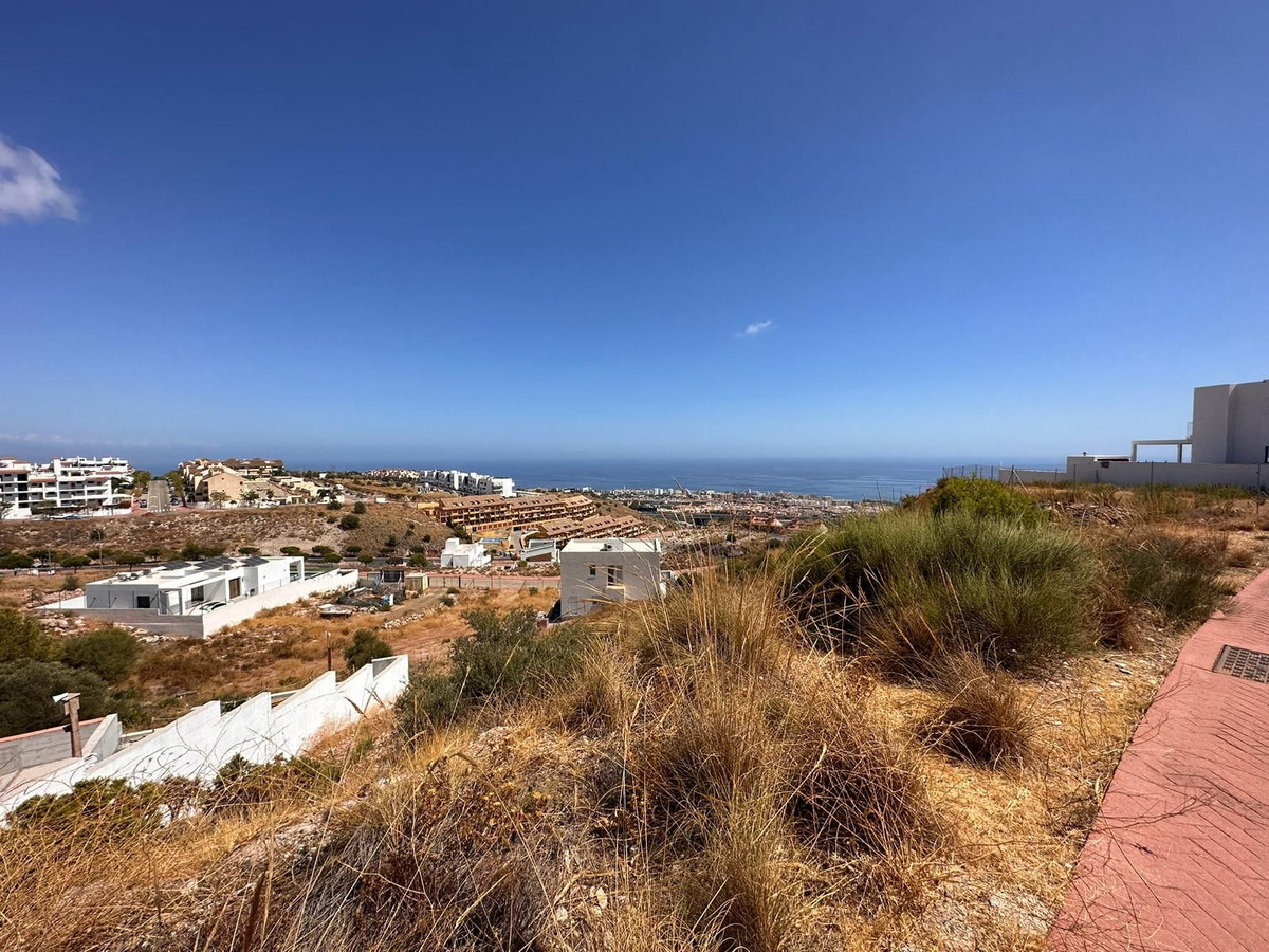 Участок для продажи в Benalmadena