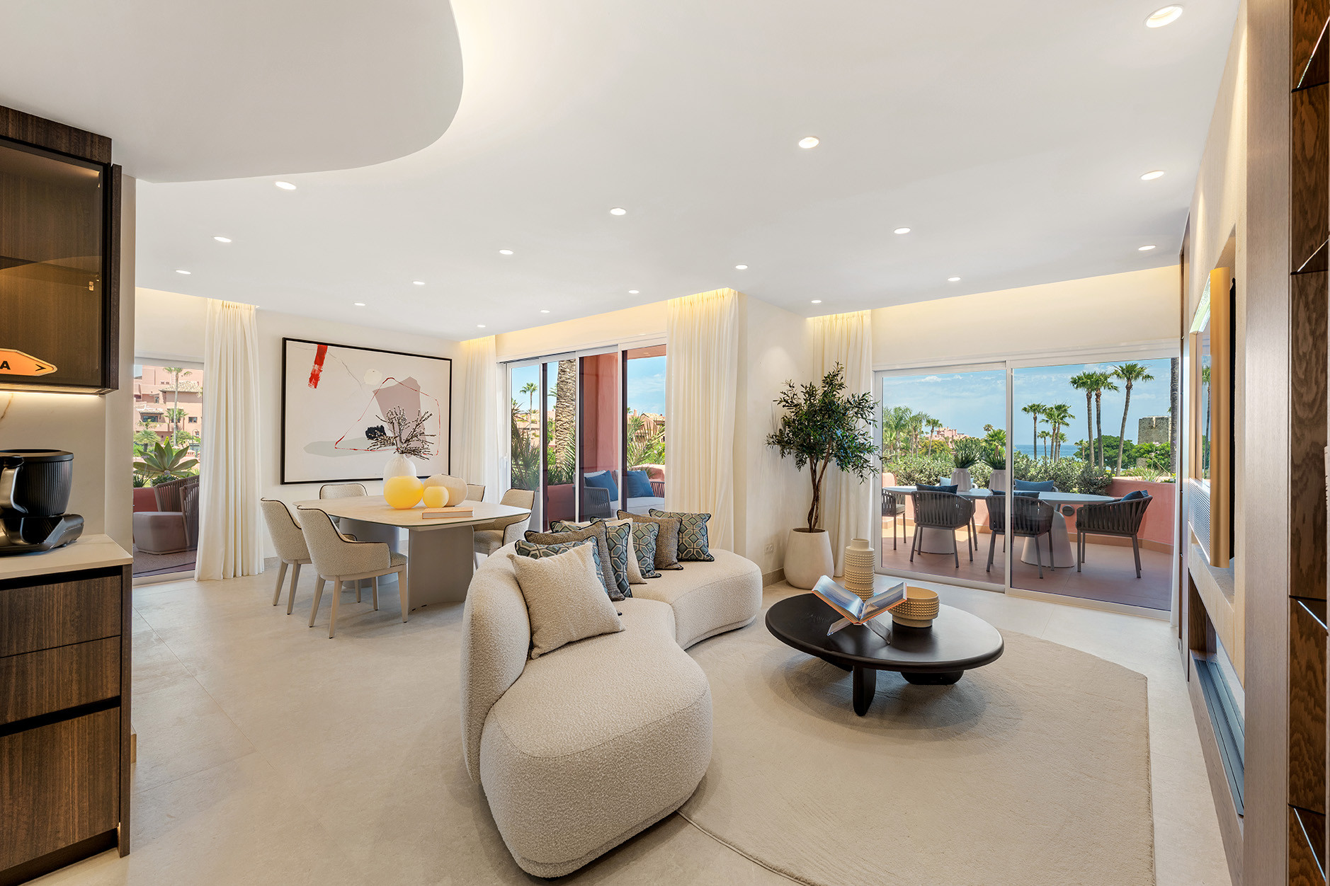 Piso de 3 Dormitorios en venta en Nueva Milla de Oro, Estepona