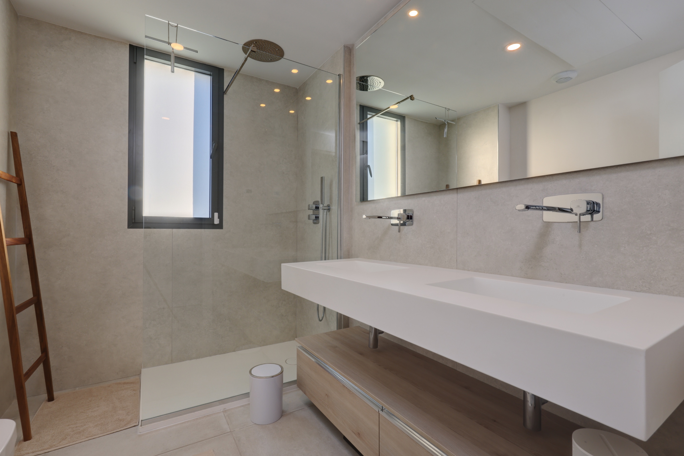 Piso de 2 Dormitorios y 2 Baños en alquiler vacacional en Artola, Marbella