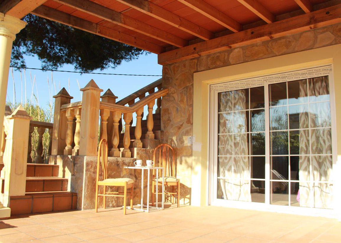 Casa de 4 Dormitorios y 3 Baños en venta en Las Marinas, Dénia