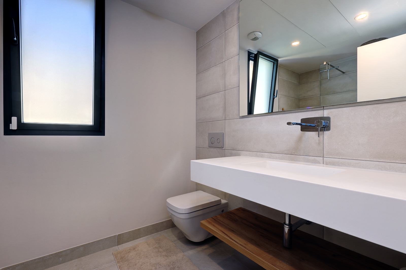 Piso de 2 Dormitorios y 2 Baños en alquiler vacacional en Artola, Marbella