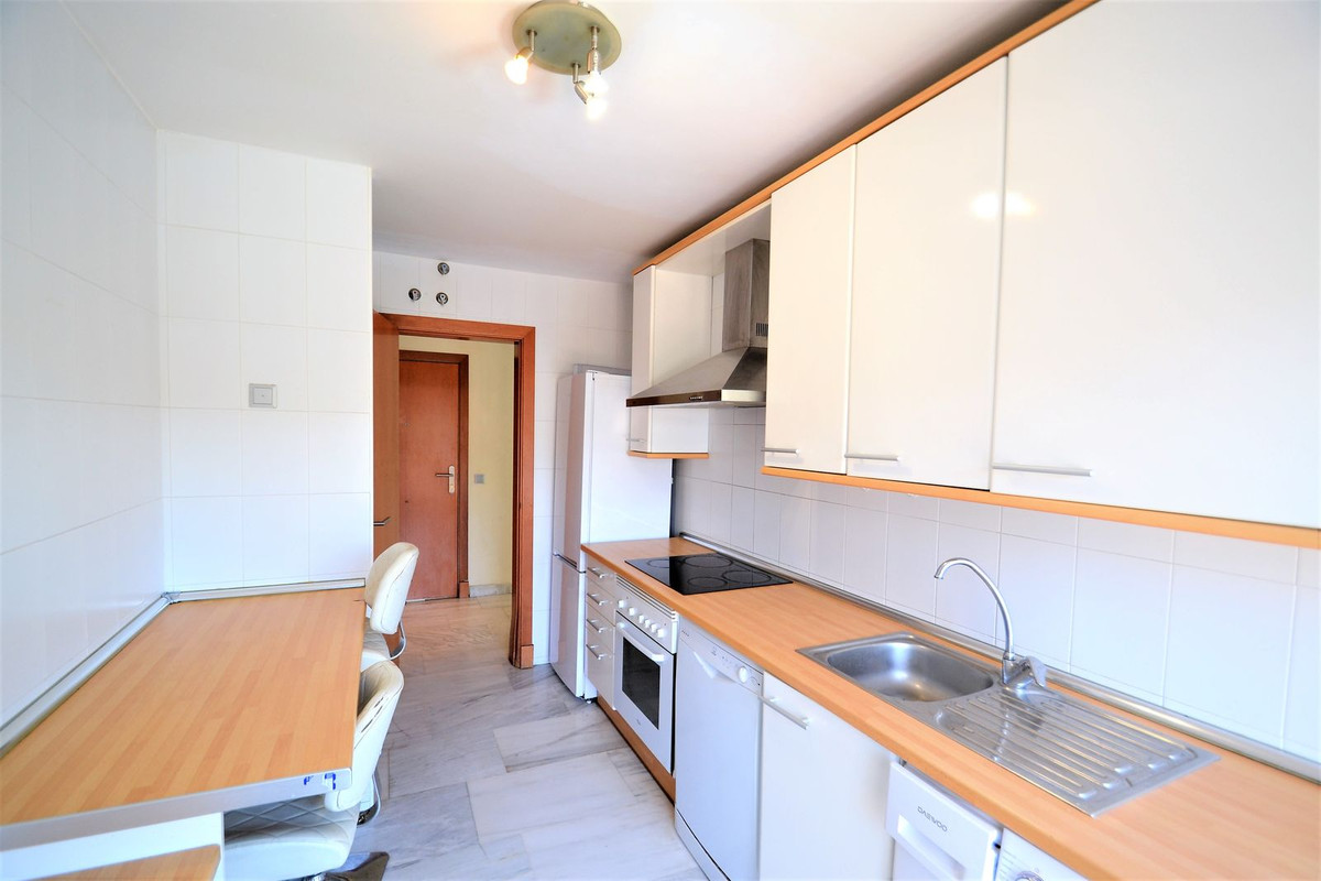 2 Bed, 2 Bath - Apartment for Rent in Benahavis
