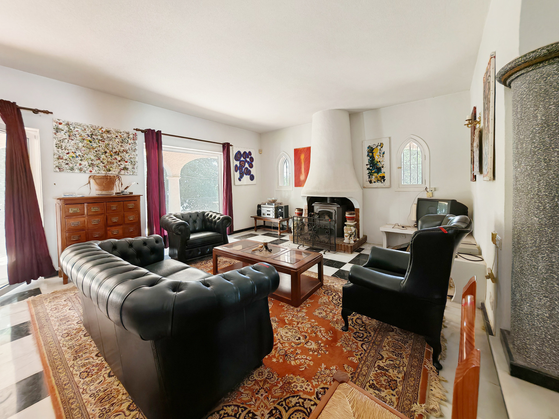 Casa de 5 Dormitorios y 5 Baños en venta en Marbella